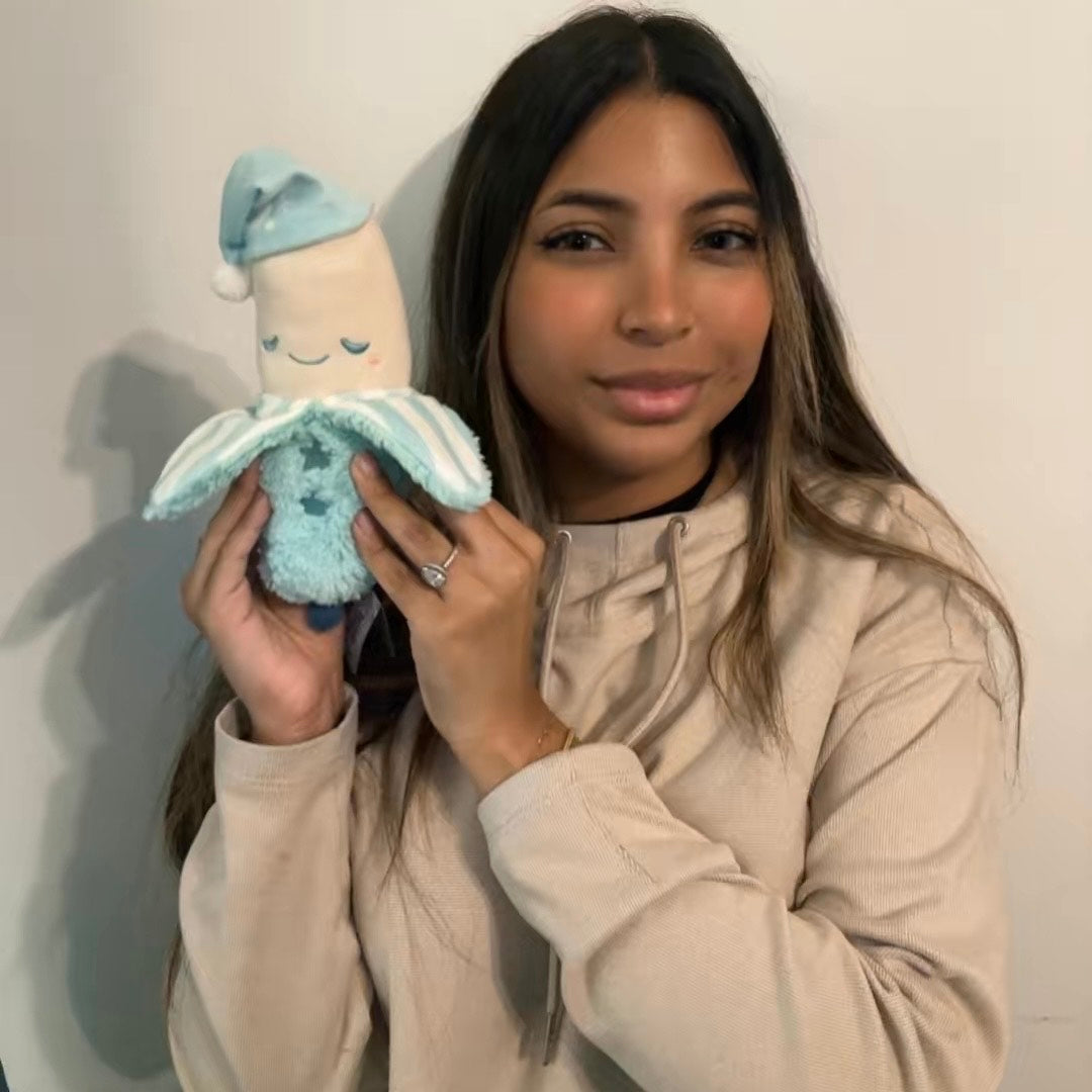 Kibakids - Squish Dreams: Snacker Cozy Banana